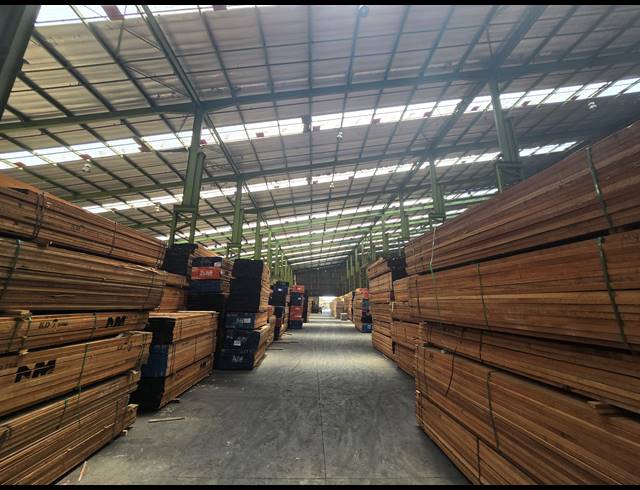 19,096M² FACTORY FOR SALE IN ANDERBOLT